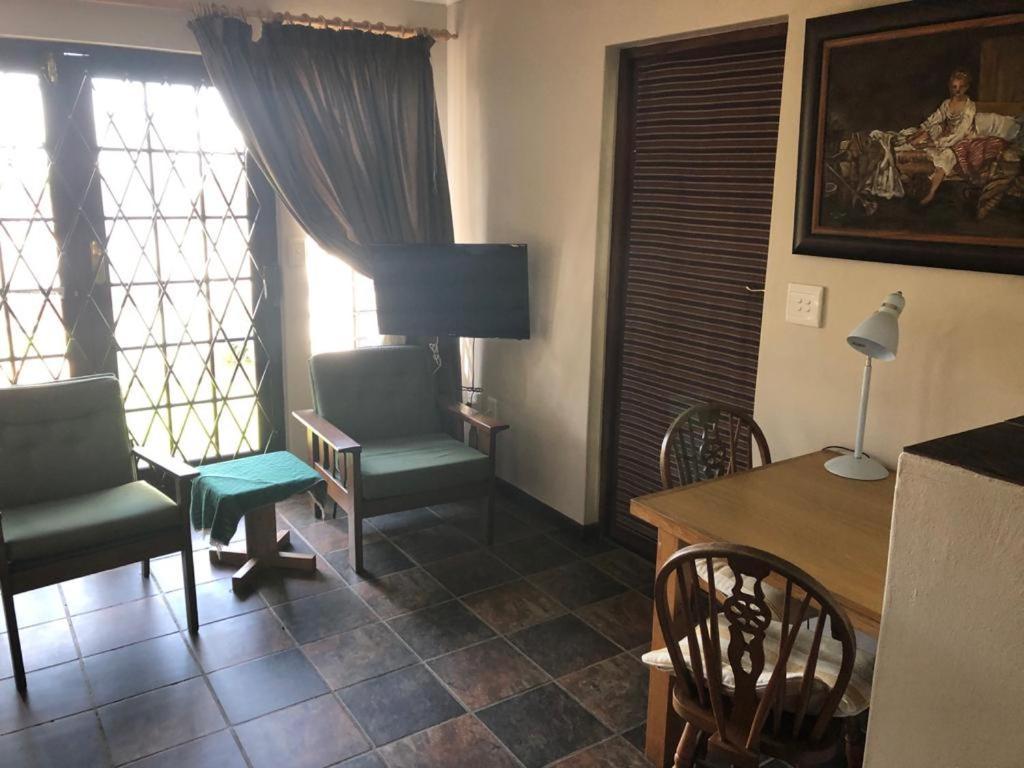 Haus Barbara Guest House Bredasdorp Εξωτερικό φωτογραφία
